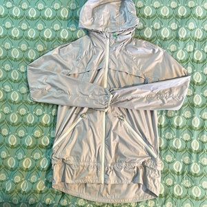 Lululemon lightweight active jacket Size 6